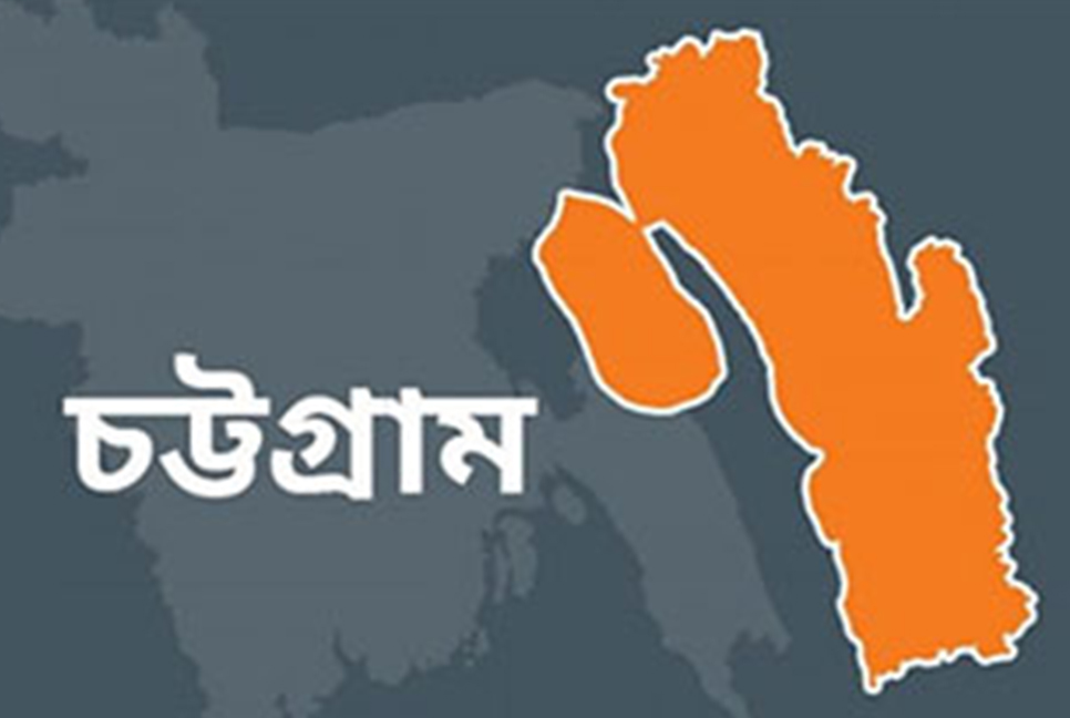 মিরসরাইয়ে ট্রেন দুর্ঘটনা : মাইক্রোবাসের চালক-গেটম্যানকে দায়ী করে আরেকটি প্রতিবেদন
