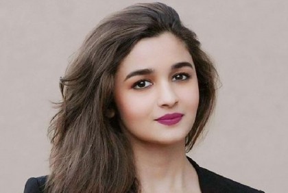 আলিয়ার এখন ব্যাংক ব্যালান্স কত?