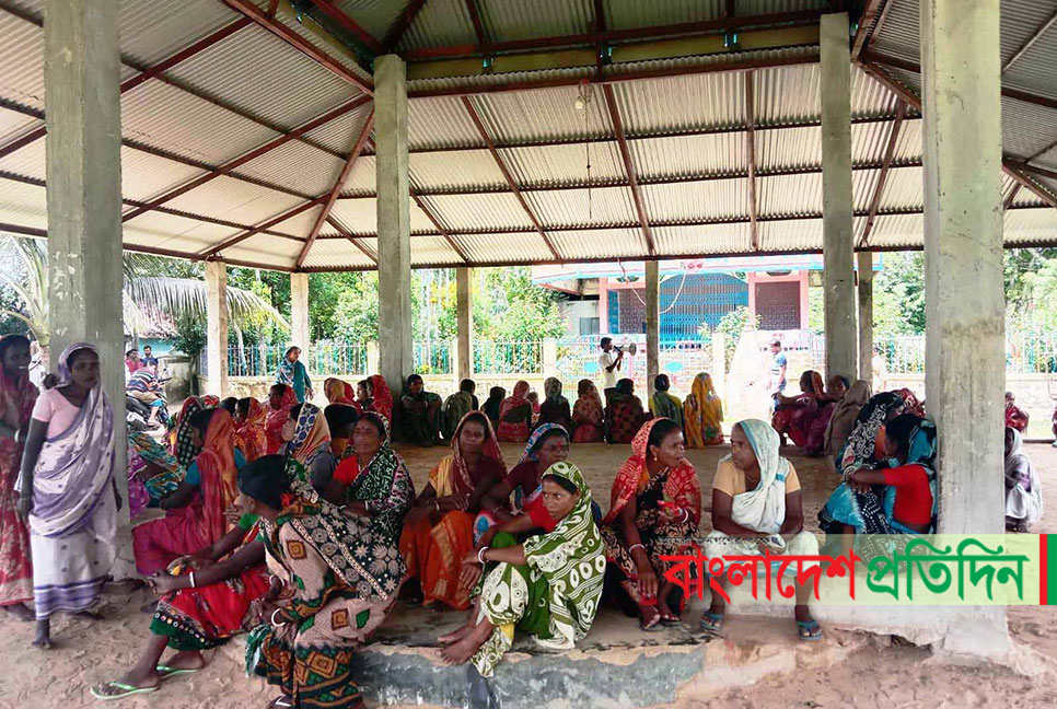 আজও কাজে যোগ দেননি চা শ্রমিকরা, ধর্মঘট অব্যাহত