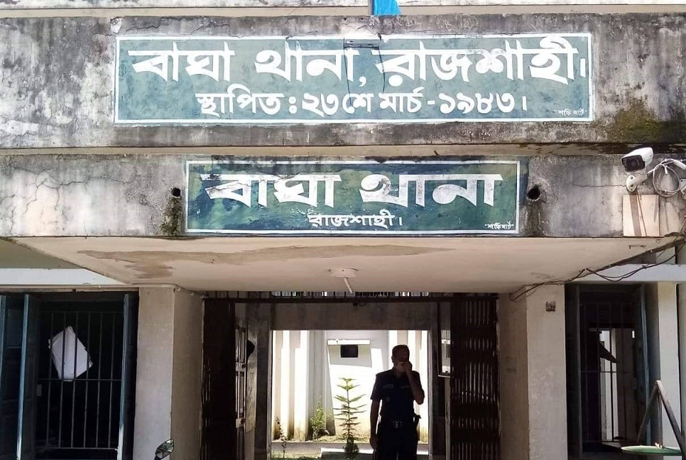 ইয়াবাসহ আটক এক যুবক, পুলিশের হাত ফসকে পালালো অন্যজন 