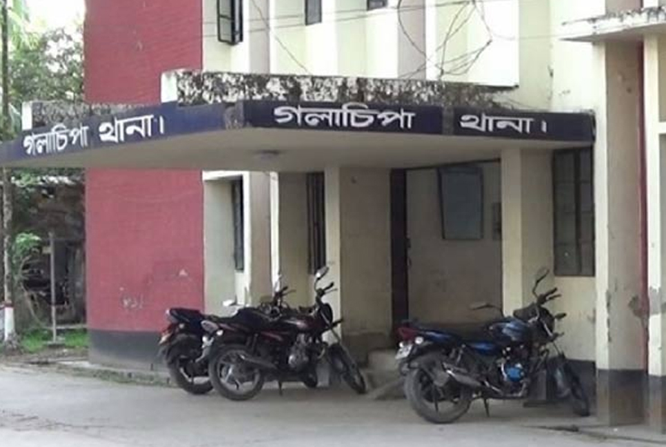 গলাচিপায় সড়ক দুর্ঘটনায় নিহত ১