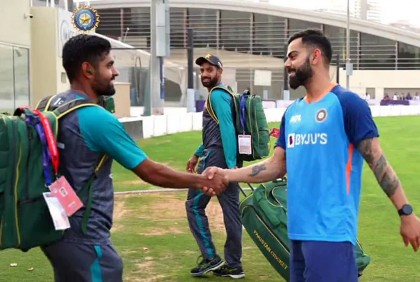 এশিয়া কাপের অনুশীলনে কোহলি-বাবরের দেখা