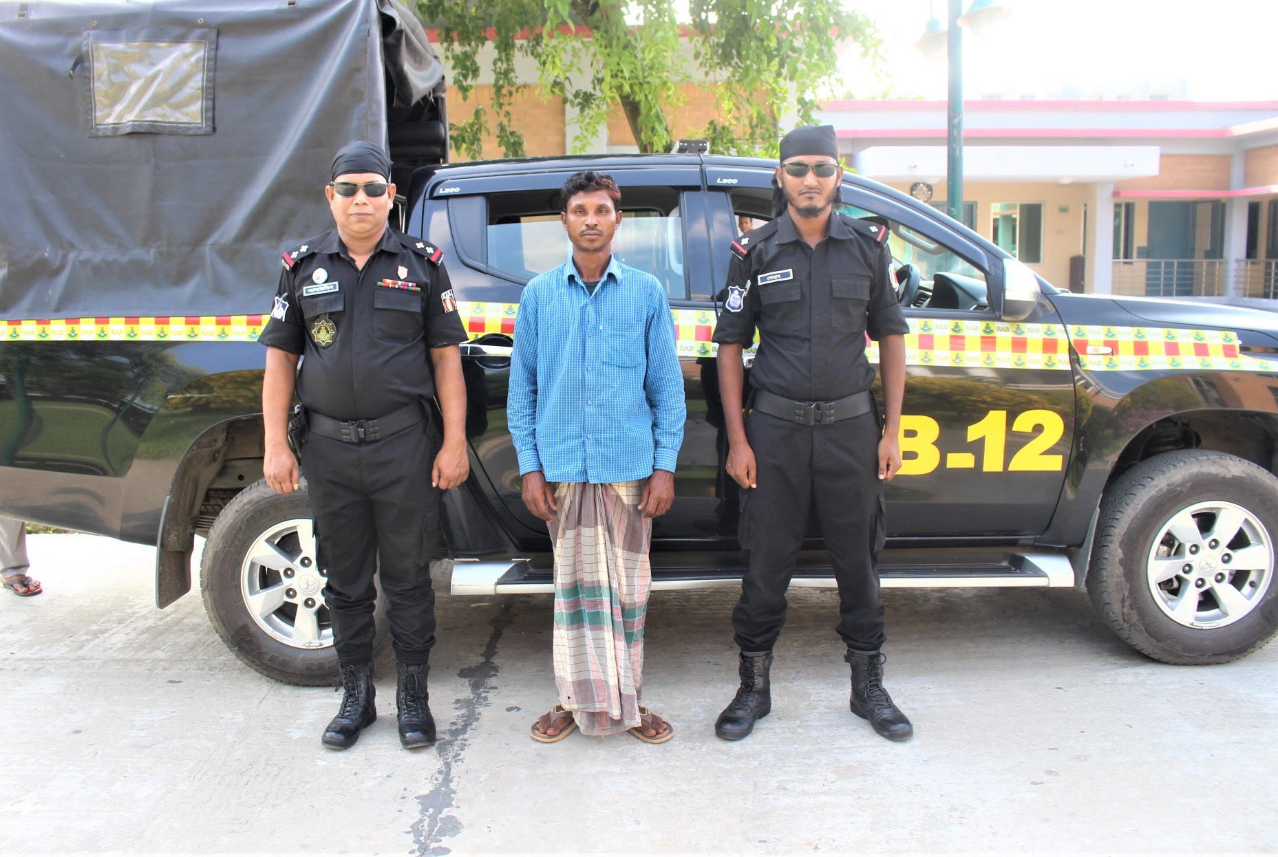 সিরাজগঞ্জে হেরোইনসহ মাদক কারবারী আটক