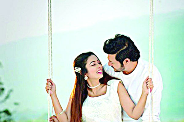 প্রকাশ ‘বীরত্ব’র প্রথম গান