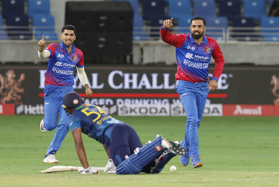 আফগানদের বিপক্ষে ১০৫ রানে গুটিয়ে গেল শ্রীলঙ্কা
