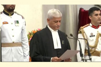 মাত্র আড়াই মাসের জন্য শপথ নিলেন ভারতের নতুন প্রধান বিচারপতি!