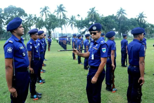 পুলিশ সদস্যদের নিয়মিত শরীর চর্চার আহ্বান 