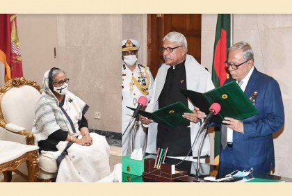 শপথ নিলেন নবনির্বাচিত ডেপুটি স্পিকার শামসুল হক টুকু 

