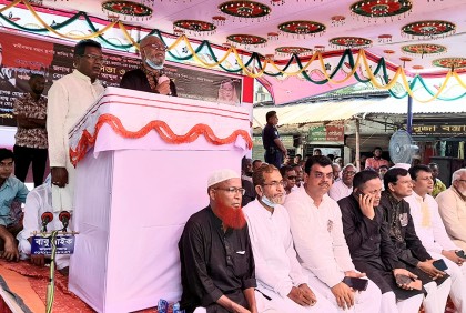 'সাম্প্রদায়িক অপশক্তি এখনো তৎপর'
