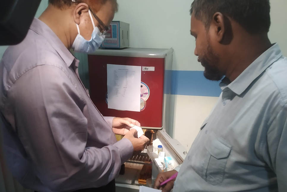চট্টগ্রামে ৬ স্বাস্থ্যসেবা কেন্দ্র বন্ধ        