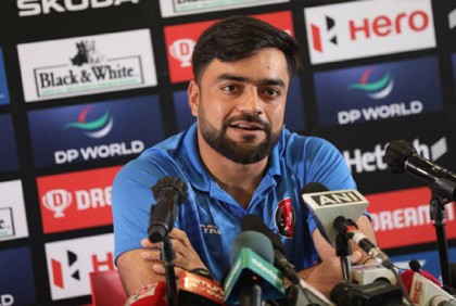 সাকিবের আরও কাছে রশিদ