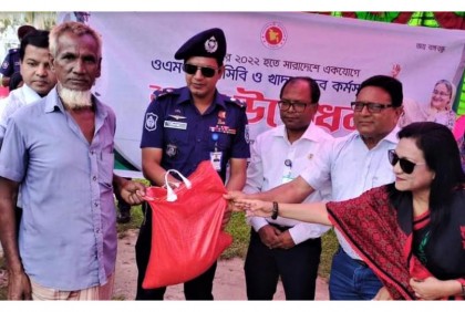 
পঞ্চগড়ে স্বল্পমূল্যের খাদ্য সামগ্রী বিক্রয় শুরু
