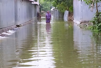 তিস্তা পাড়ে আবারও বন্যা, খোলা ৪৪ জলকপাট 