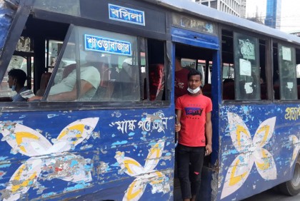 রাজধানীতে বাসে ই-টিকিটিং চালু হচ্ছে এ মাসে 
