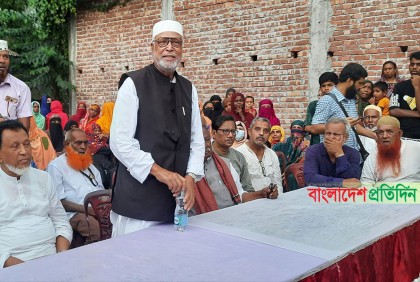 অনশন করা সেই মুক্তিযোদ্ধার বাড়িতে কাদের সিদ্দিকী