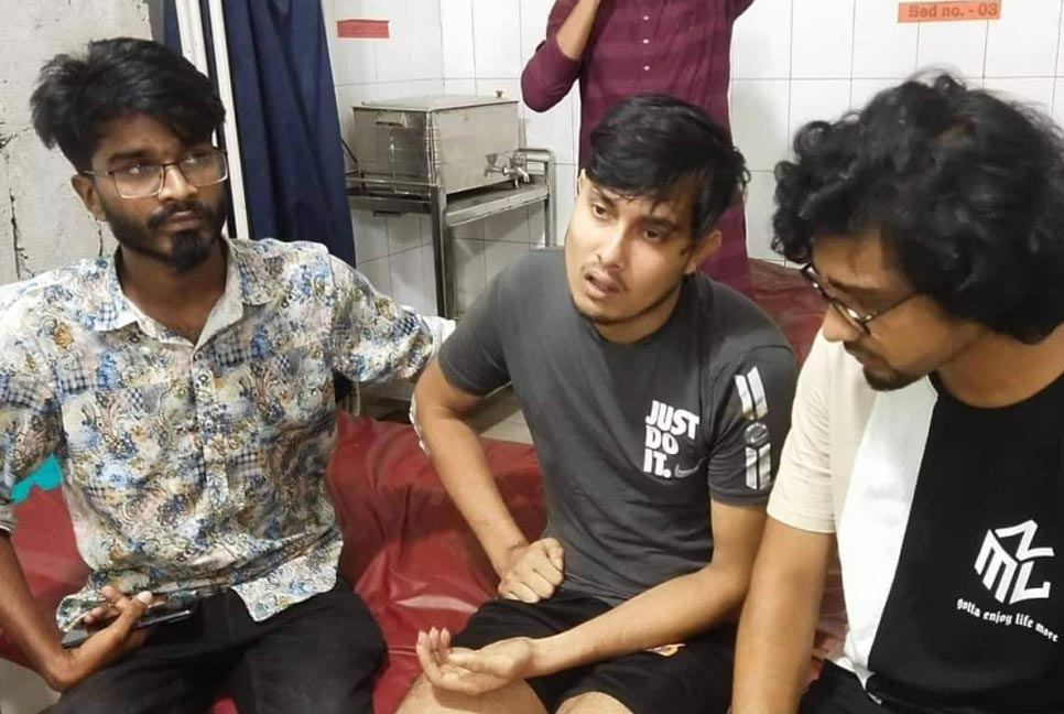ঢাকা কলেজে ছাত্রলীগের দুই গ্রুপের মধ্যে সংঘর্ষ