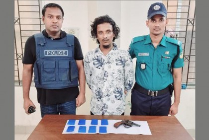 টঙ্গীতে অস্ত্রসহ ব্যবসায়ী গ্রেফতার, মাদক উদ্ধার