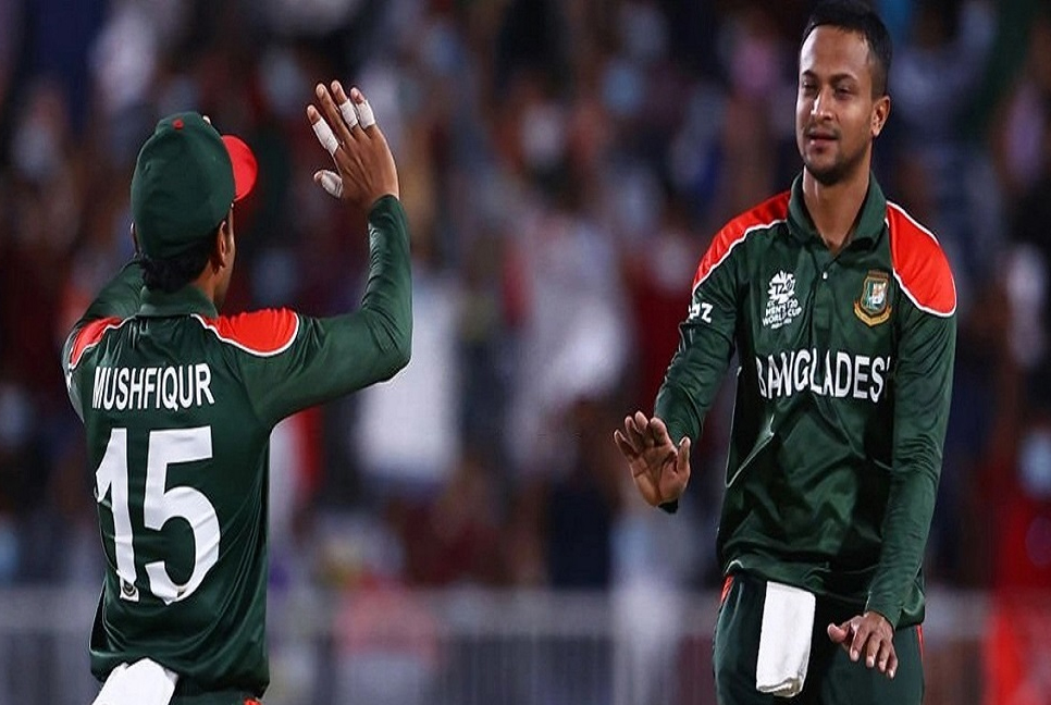 মুশফিকের অবসর নিয়ে কেন মুখ খুললেন না সাকিব?