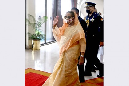 নয়াদিল্লির উদ্দেশে ঢাকা ছাড়লেন প্রধানমন্ত্রী