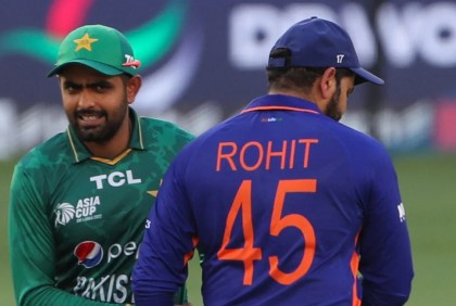কেন পাকিস্তানের বিপক্ষে টি-টোয়েন্টিতে রোহিতের ব্যাট হাসে না?