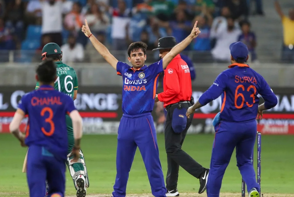 শ্রীলঙ্কার বিপক্ষে কী বদলাবে ভারতের একাদশ?
