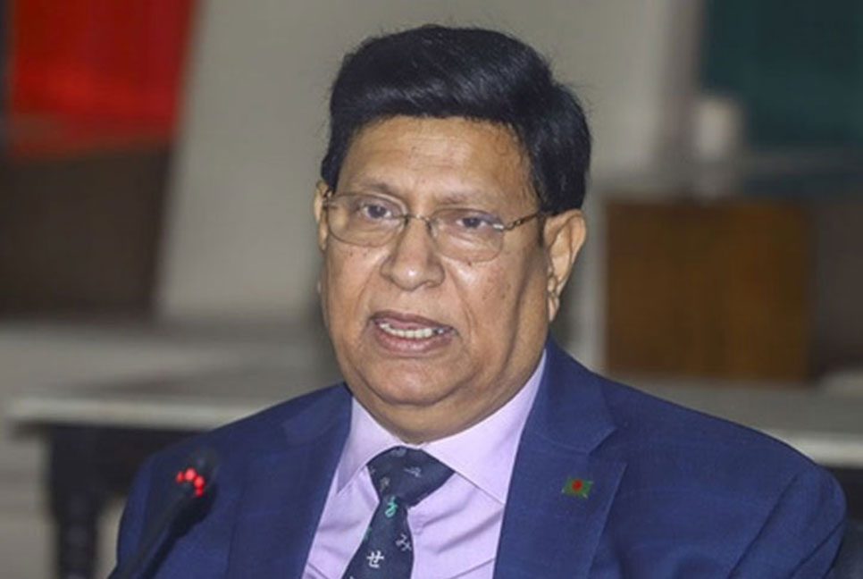 বিএসএমএমইউতে চিকিৎসা নিলেন পররাষ্ট্রমন্ত্রী