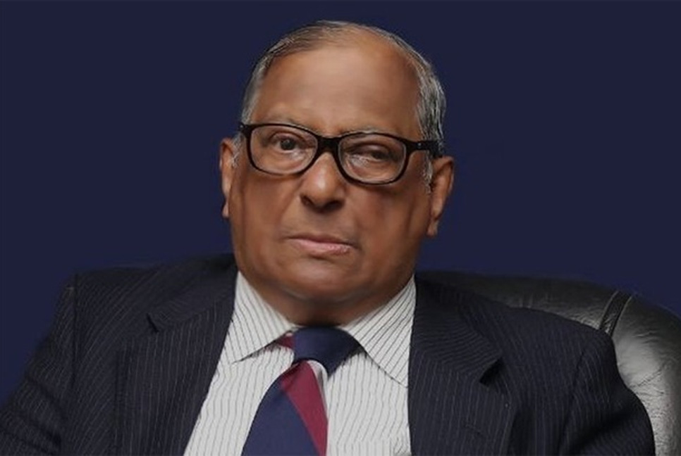 বাদ জুমা আকবর আলি খানের জানাজা, বুদ্ধিজীবী কবরস্থানে দাফন