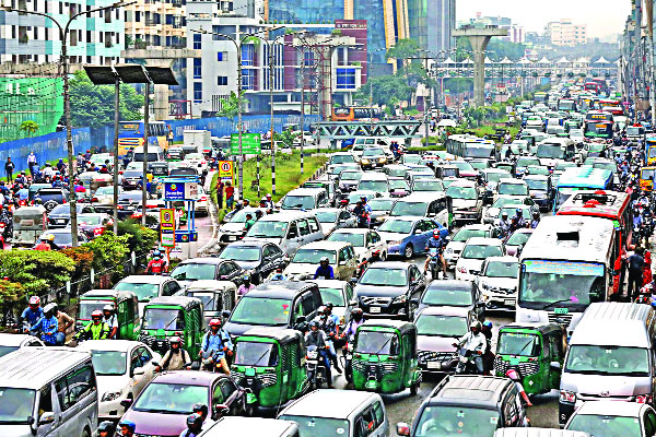 রাজধানীতে তীব্র যানজট