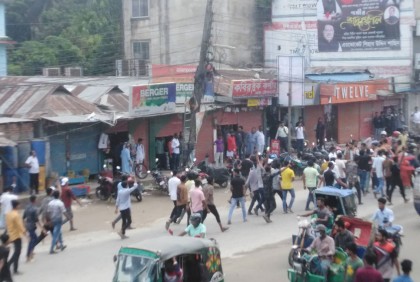 নোয়াখালীতে দুইপক্ষের মধ্যে ধাওয়া-পাল্টা ধাওয়া, মাঠ দখলে এমপি সমর্থকরা