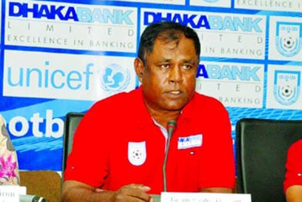 'দলের পারফরমেন্সে খুশি'

