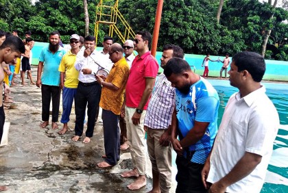 দিনাজপুরে সাঁতার প্রতিযোগিতার উদ্বোধন  