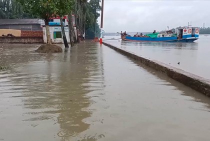 টানা বৃষ্টিতে পিরোজপুরের নিম্নাঞ্চল প্লাবিত