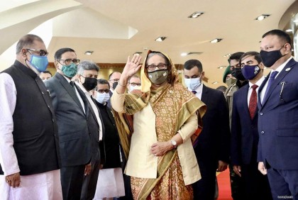 ঢাকা ছাড়লেন প্রধানমন্ত্রী