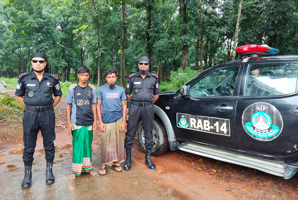 বাজিতপুরে ইয়াবাসহ গ্রেফতার ২