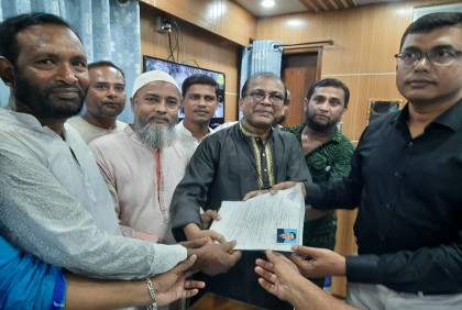 জেলা পরিষদ নির্বাচন: মনোনয়নপত্র জমা দিলেন ৪২ প্রার্থী