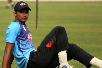 বোলিং শুরুর অপেক্ষায় হাসান মাহমুদ
