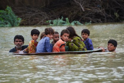 পাকিস্তানে বন্যায় আক্রান্ত ১৬০ লাখ শিশু