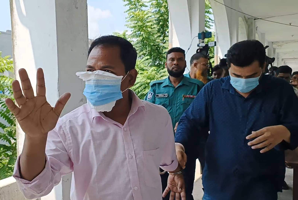 সাংবাদিকের উপর হামলায় বিএমডিএর দুই কর্মচারী কারাগারে