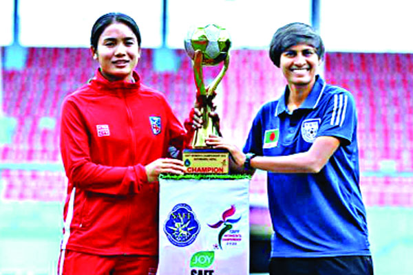 নতুন ইতিহাস গড়তে চায় মেয়েরা