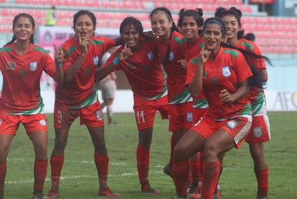 শামসুন্নাহার-কৃষ্ণার গোলে এগিয়ে বাংলাদেশ