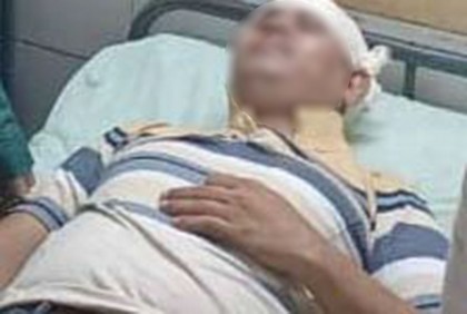 সংঘর্ষ থামাতে গিয়ে হামলার শিকার পুলিশ কর্মকর্তা