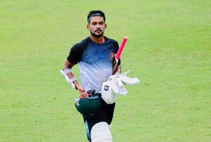 অনুশীলনে চোট নিয়ে ড্রেসিংরুমে শান্ত