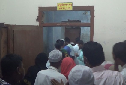 বরিশালে বাসের চাপায় দুই মোটরসাইকেল আরোহী নিহত