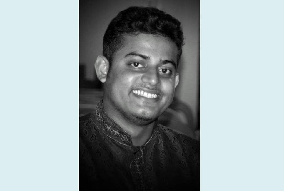 ছাত্রীর সঙ্গে পরকীয়া, ফেসবুকে পোস্ট দিয়ে শিক্ষকের আত্মহত্যা 