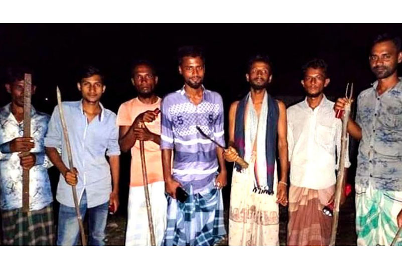 কলাপাড়ায় ডাকাত আতঙ্কে গ্রামে গ্রামে পাহারা