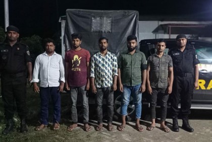 কোটি টাকা আত্মসাতের অভিযোগ, ভুয়া এনজিও মালিকসহ ৫ প্রতারককে আটক