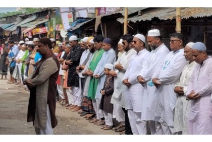জয়পুরহাটে নিহত যুবদল কর্মী শাওন ভূঁইয়ার গায়েবানা জানাজা