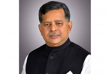 লাগেজে হাত দেওয়ার কোনো সুযোগ নেই : বিমান প্রতিমন্ত্রী