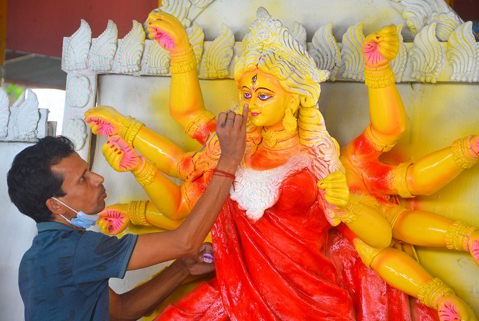 বগুড়ায় প্রস্তুত ৬৭৯ মণ্ডপ, মহালয়ার মধ্য দিয়ে দেবীপক্ষ শুরু
