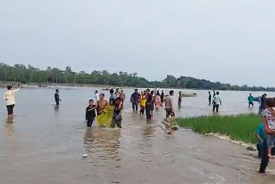 পঞ্চগড়ে নৌকা ডুবে ১৫ জনের মৃত্যু
